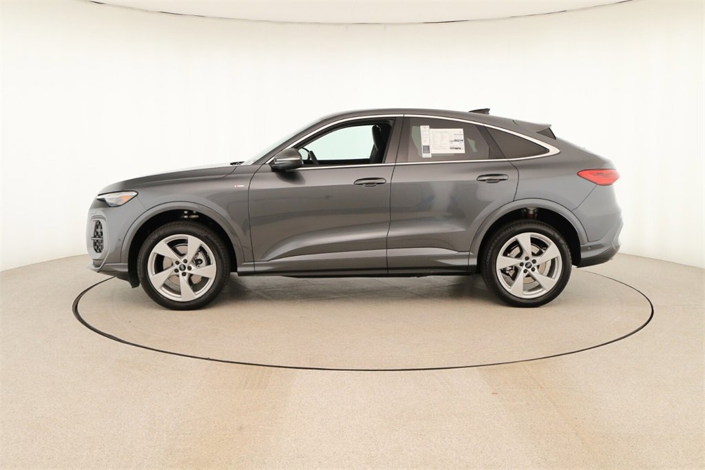 New 2025 Audi Q5 Premium Plus image 2