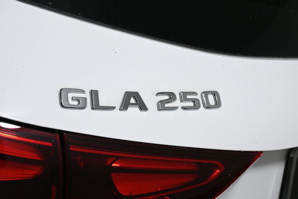 Certified 2026 Mercedes-Benz GLA 250 4MATIC image 35