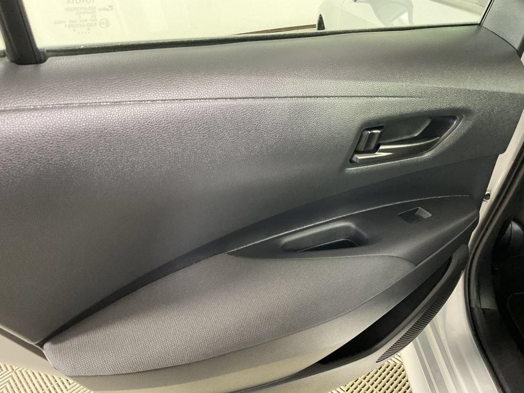 Used 2024 Toyota Corolla LE FWD image 18
