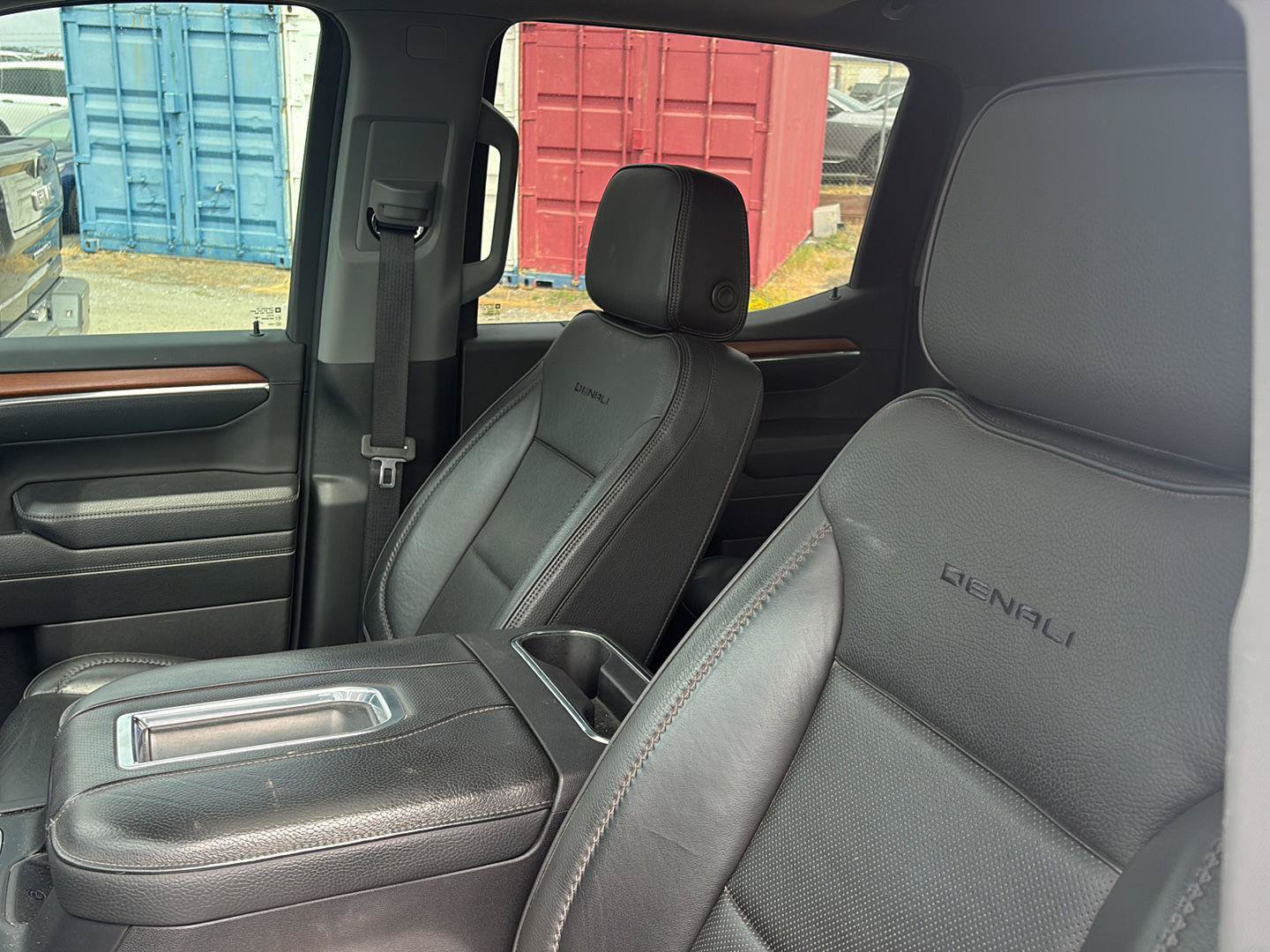 Used 2022 GMC Sierra 1500 Denali AWD/4WD image 9