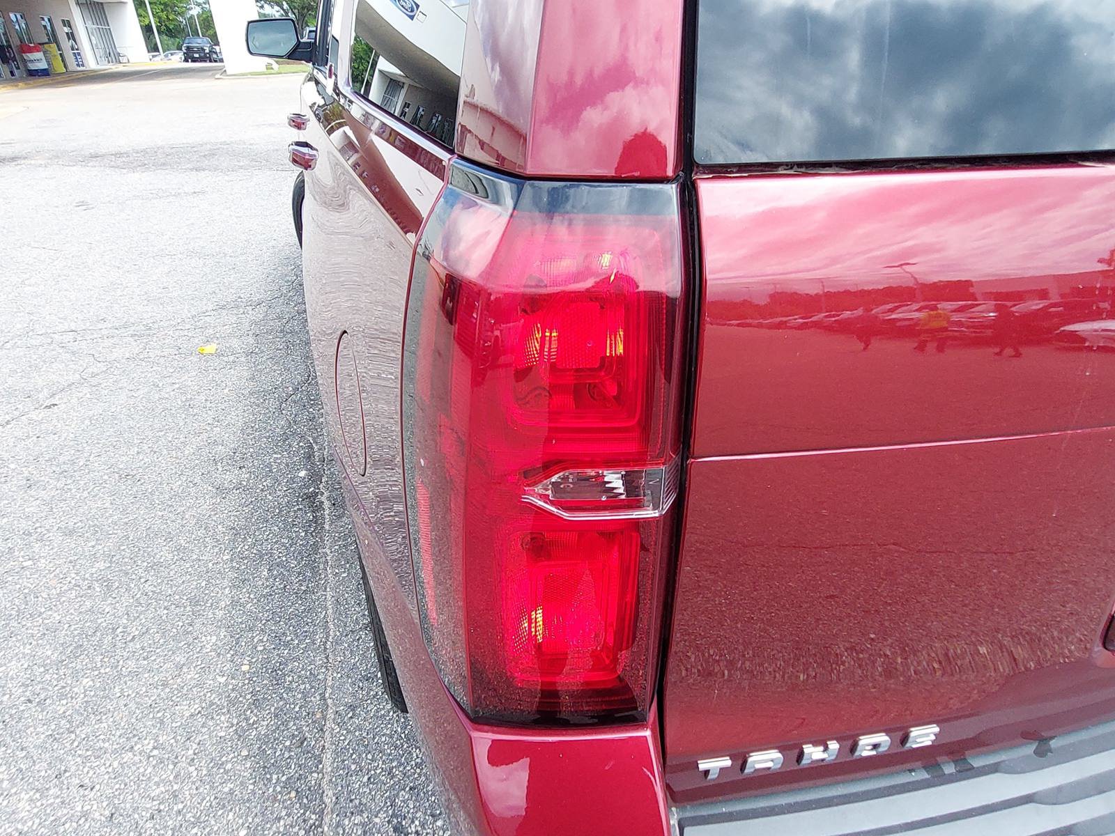 Used 2018 Chevrolet Tahoe LT w/ LT Signature Package AWD/4WD image 36