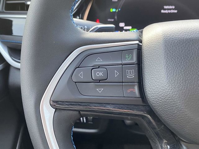 New 2023 Jeep Grand Cherokee Trailhawk w/ Luxury Tech Group III image 26