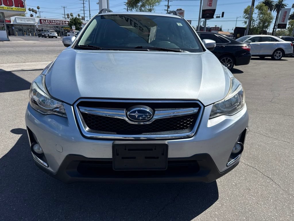 Used 2017 Subaru Crosstrek 2.0i Limited AWD/4WD image 3