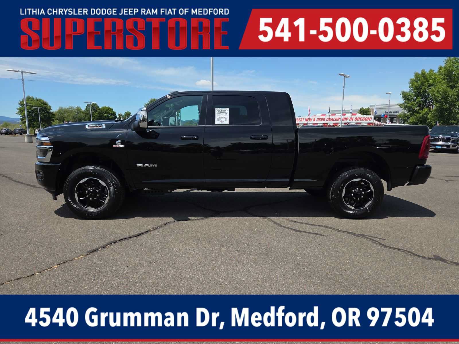 New 2026 RAM 3500 Laramie AWD/4WD image 11