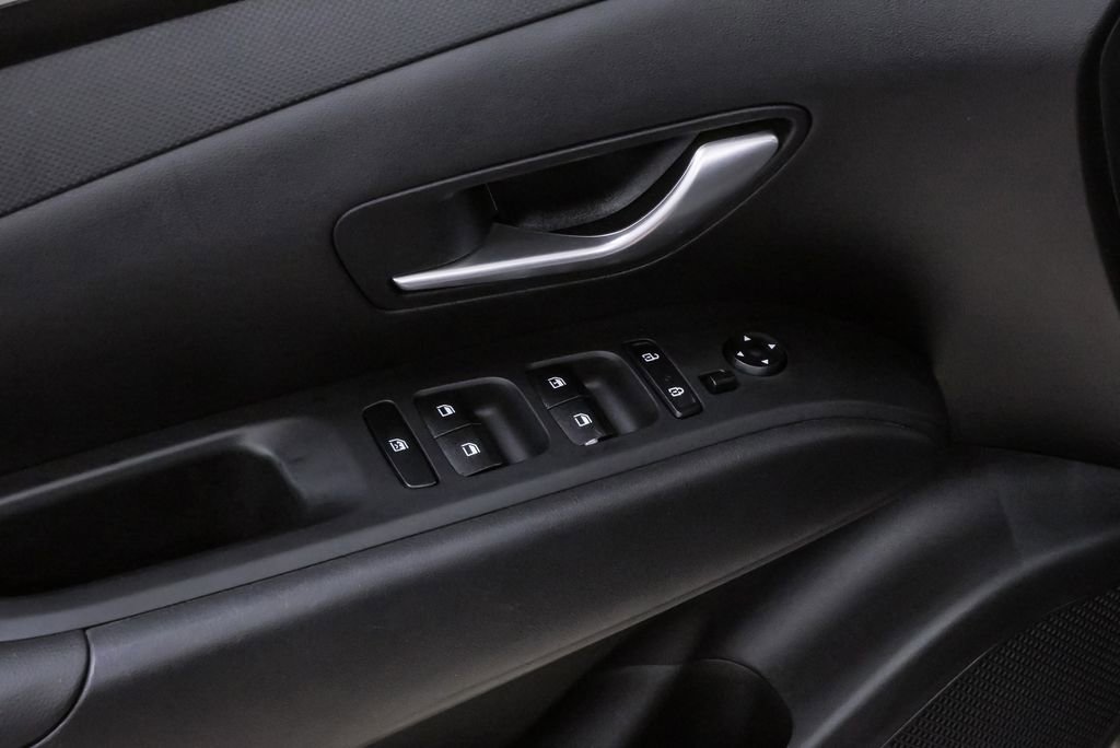 Certified 2024 Hyundai Tucson SE image 24