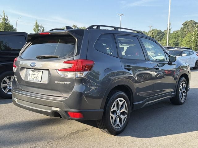 Used 2024 Subaru Forester Premium AWD/4WD image 2