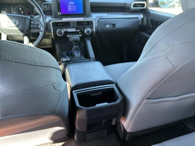 Used 2024 Toyota Tacoma SR5 AWD/4WD image 24