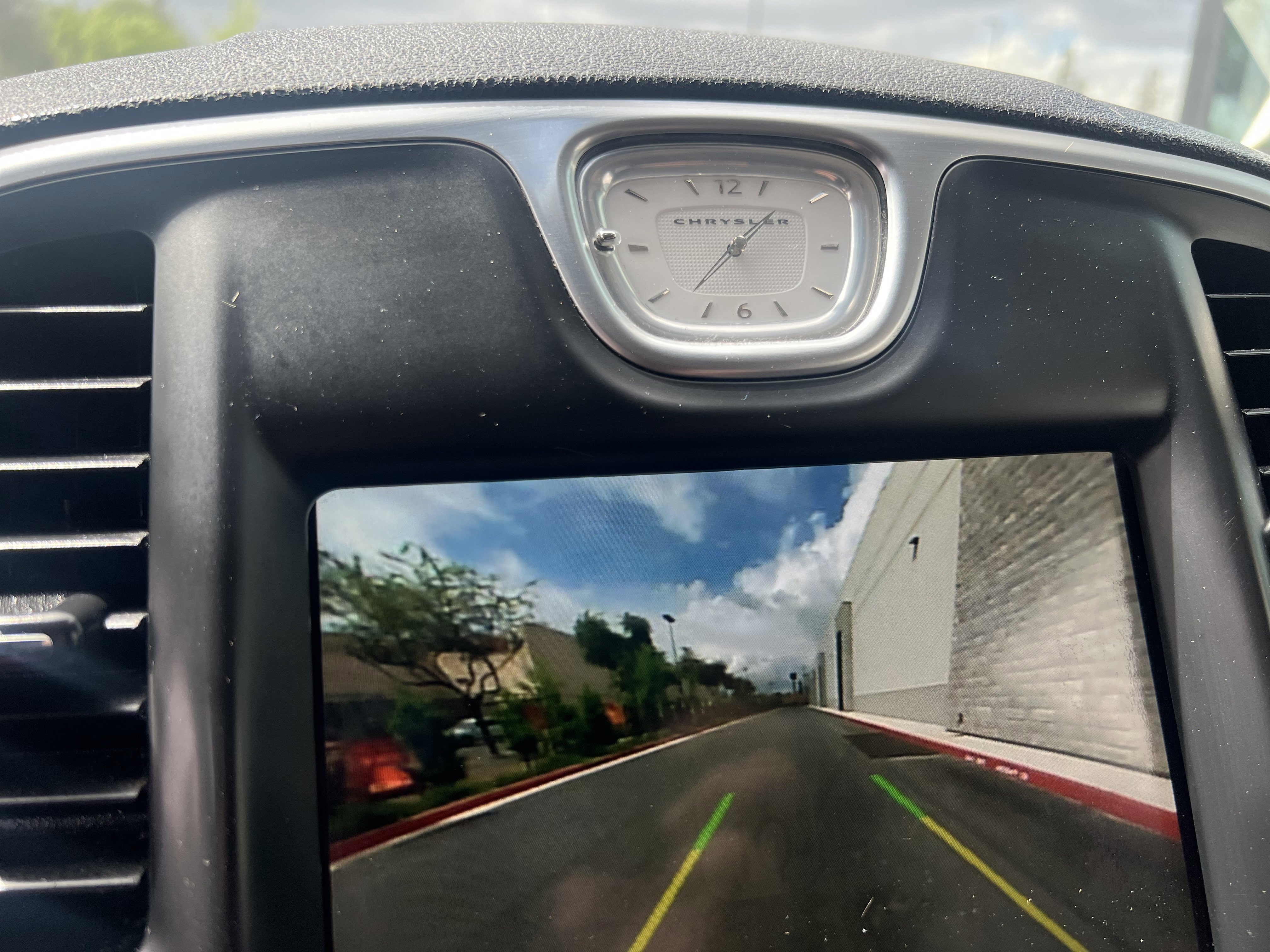 Used 2019 Chrysler 300 Touring w/ Sport Appearance Package image 5