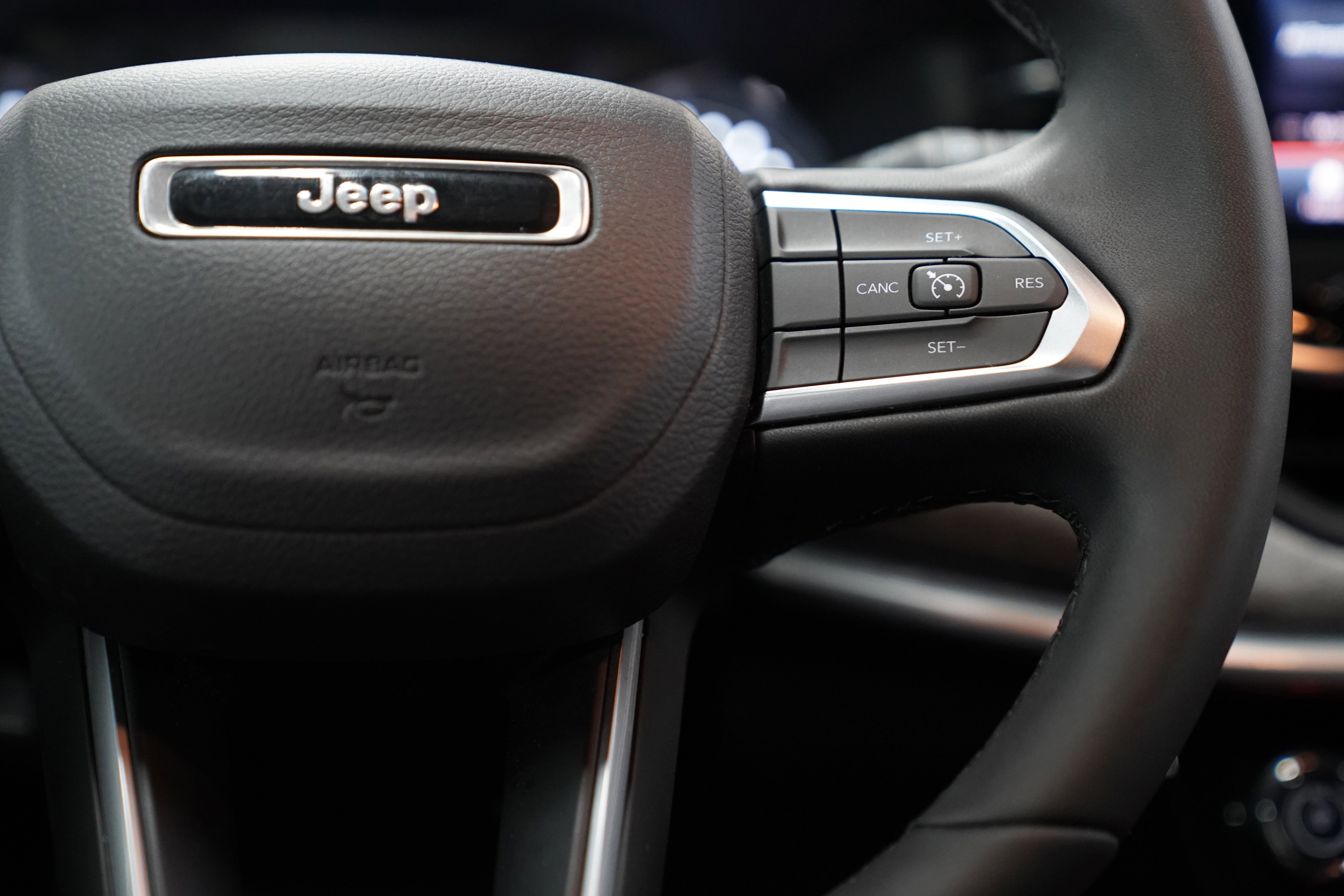 Certified 2024 Jeep Compass Latitude w/ Altitude Special Edition image 20