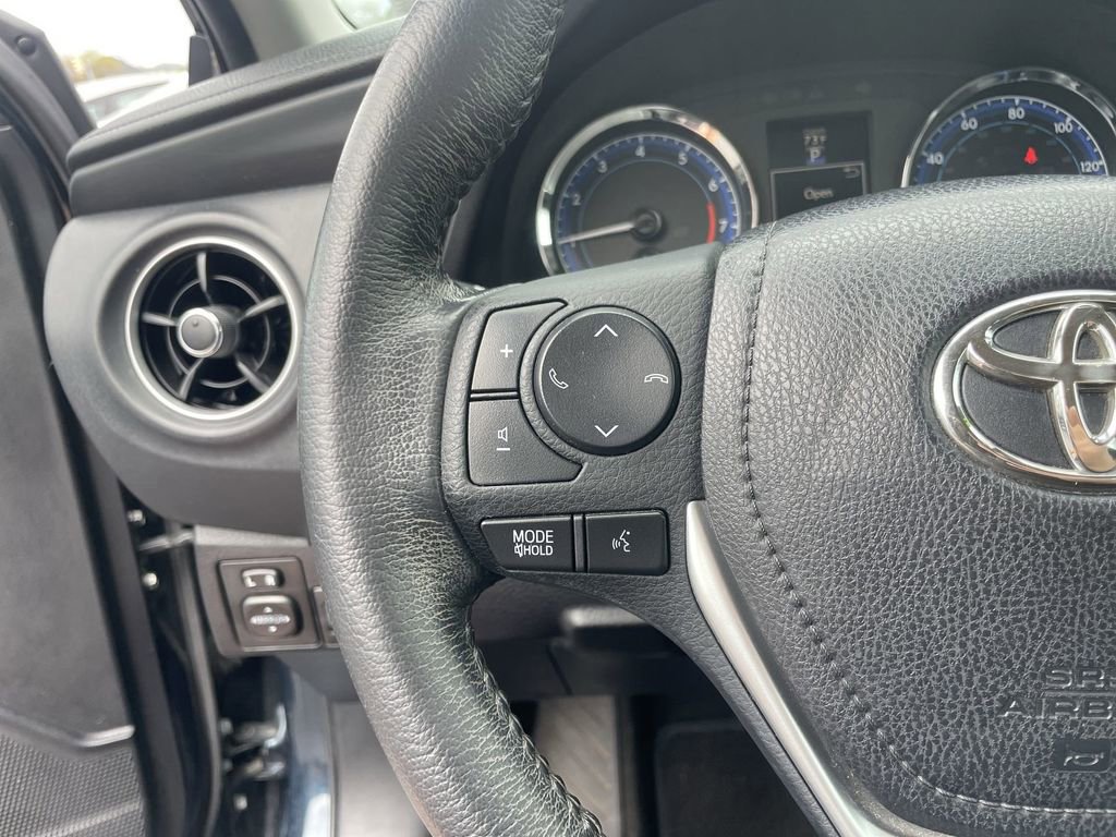 Used 2018 Toyota Corolla SE w/ Carpet Mat Package (TMS) FWD image 16