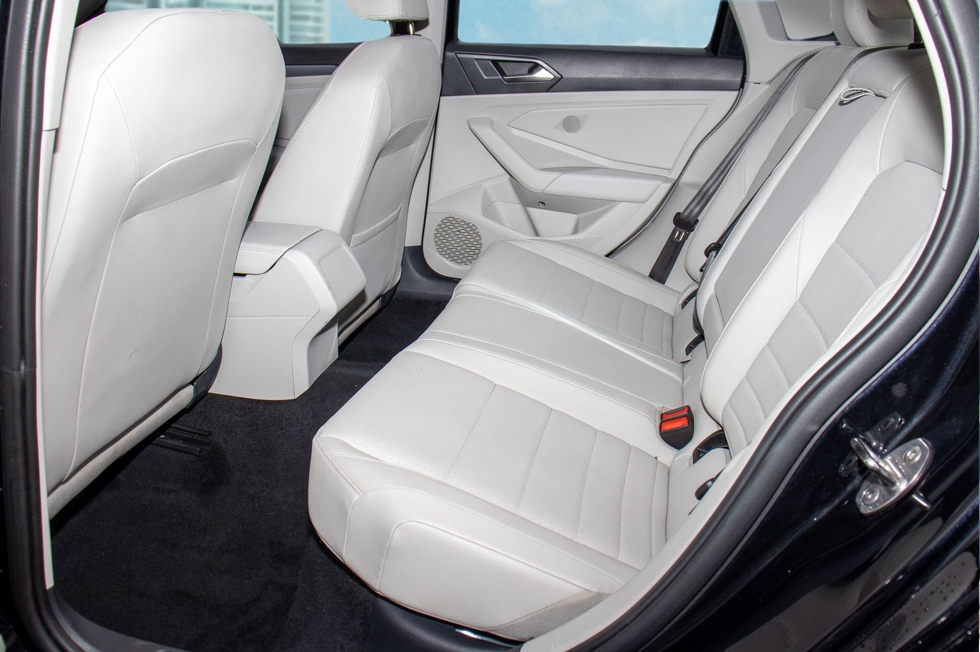 Used 2023 Volkswagen Jetta SE image 16