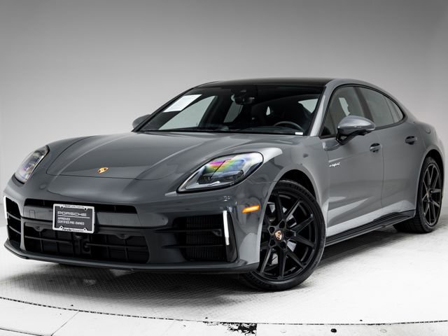 Certified 2025 Porsche Panamera 4 image 1
