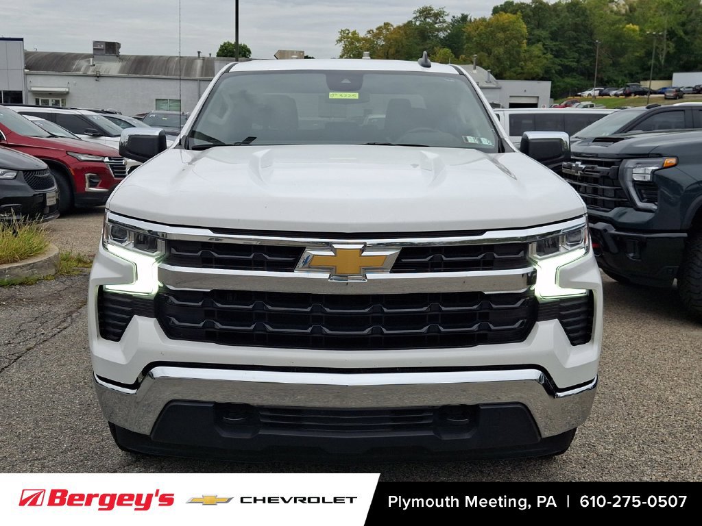Certified 2026 Chevrolet Silverado 1500 LT AWD/4WD image 3