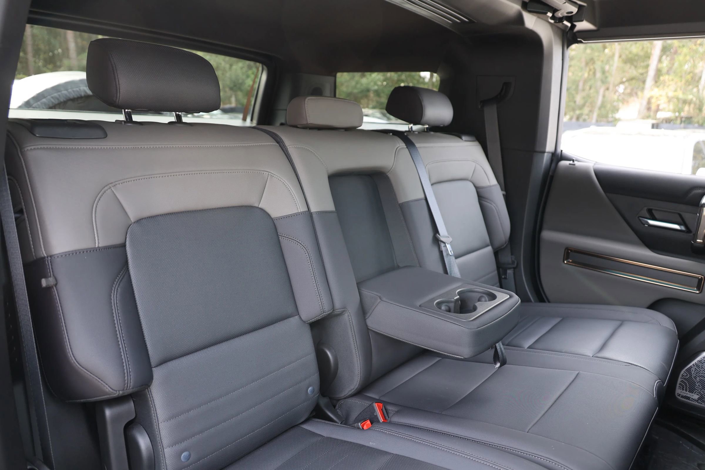 Used 2024 GMC Hummer EV 3X w/ Omega Edition AWD/4WD image 44