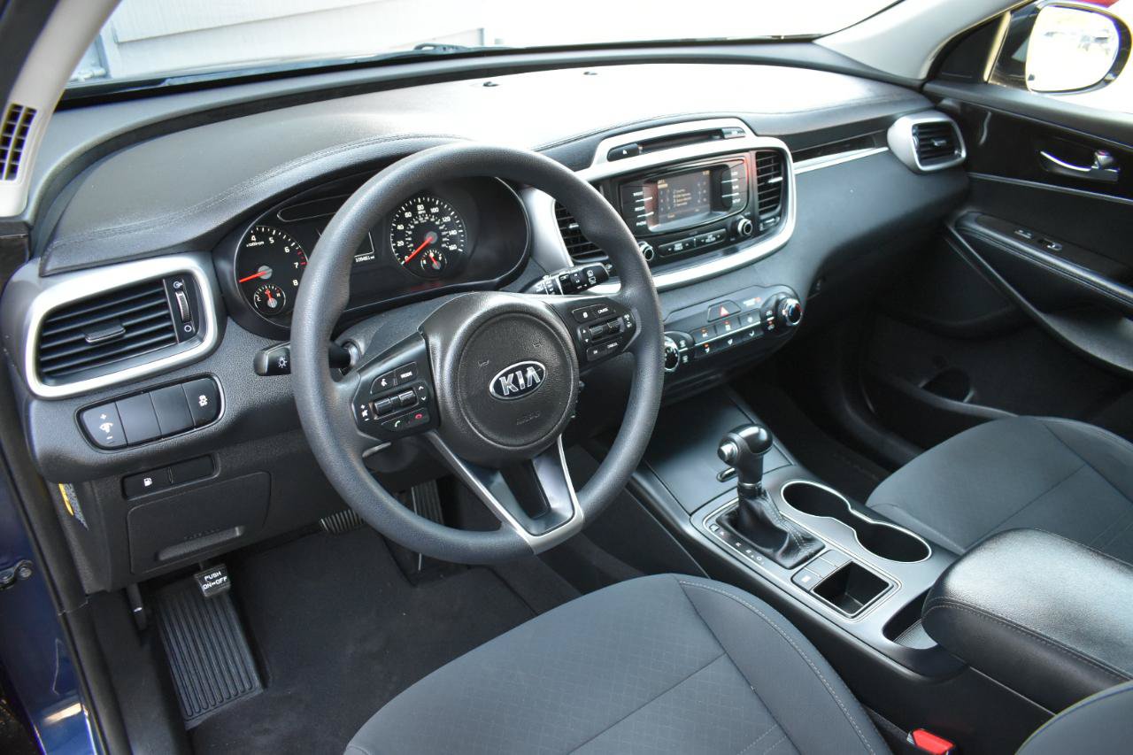 Used 2016 Kia Sorento FWD image 10