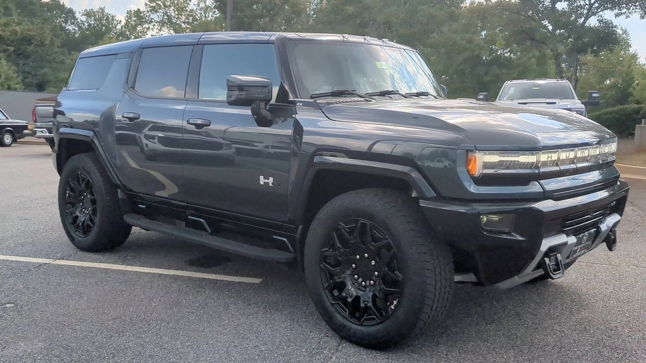 Used 2025 GMC Hummer EV 2X image 2