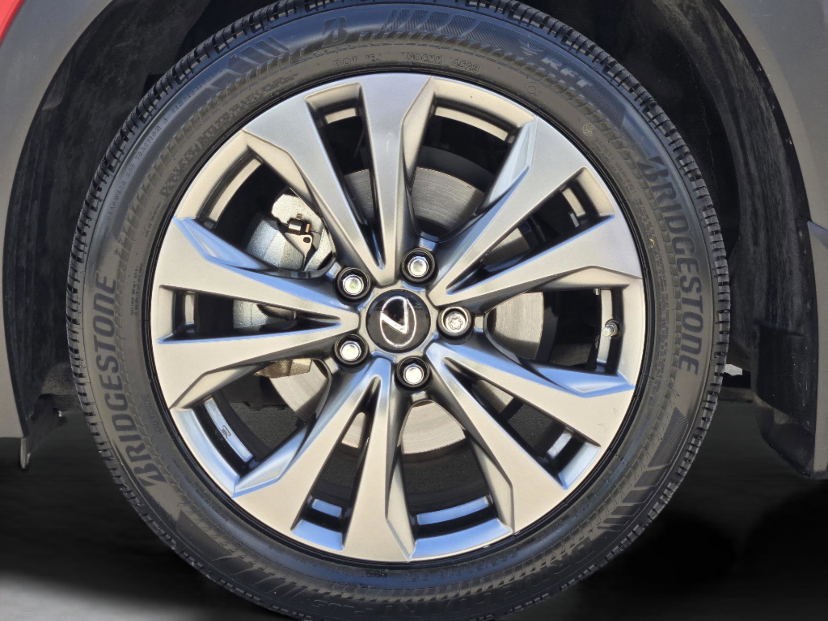 Used 2019 Lexus UX 200 F Sport w/ F Sport Premium Package FWD image 39