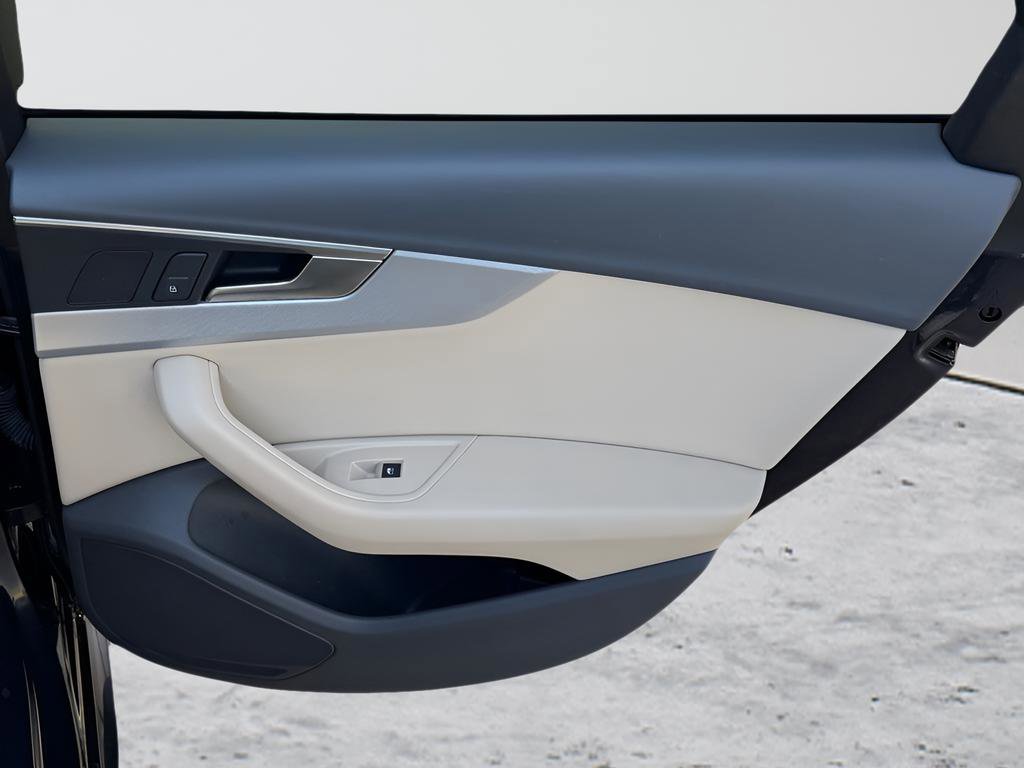 Used 2018 Audi A4 2.0T Ultra Premium image 25