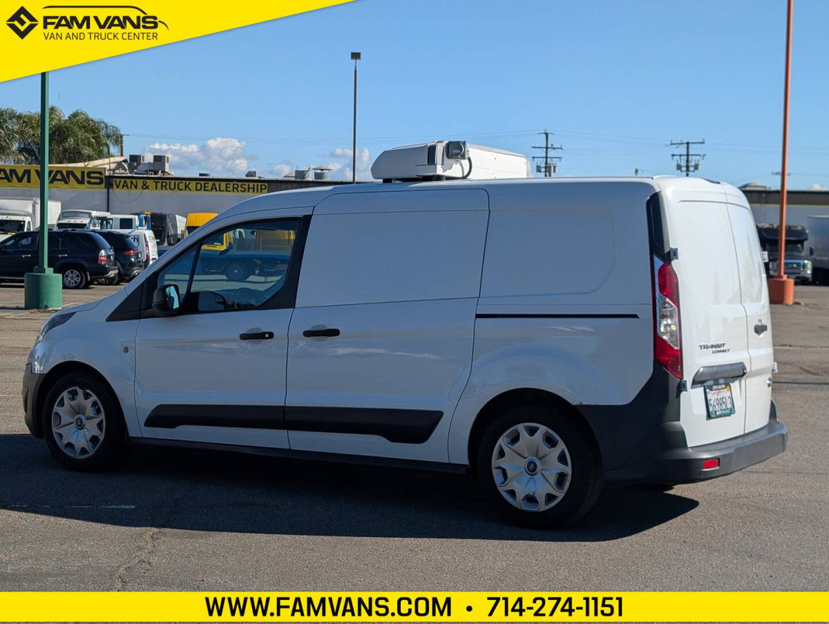 Used 2017 Ford Transit Connect XL image 5