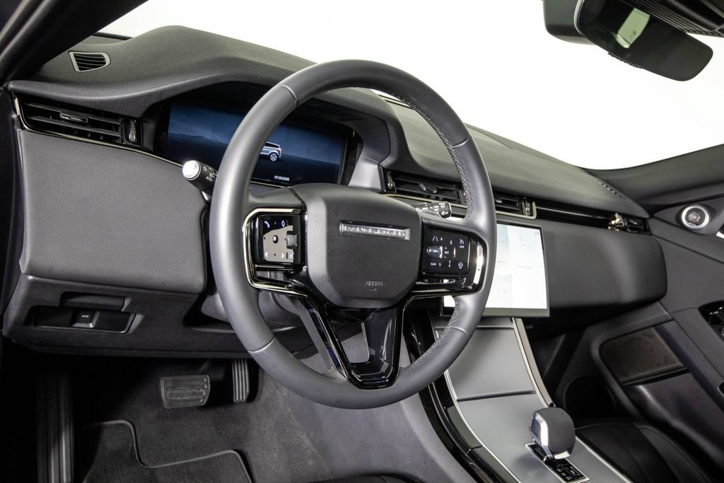 Used 2024 Land Rover Range Rover Evoque S AWD/4WD image 18