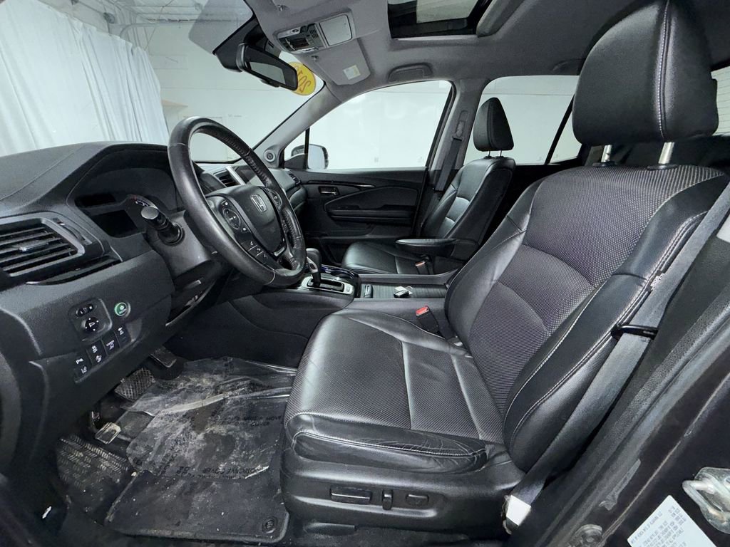 Used 2019 Honda Ridgeline RTL-E image 13