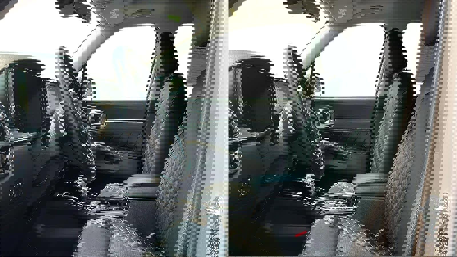 Used 2023 Kia Sorento SX image 10