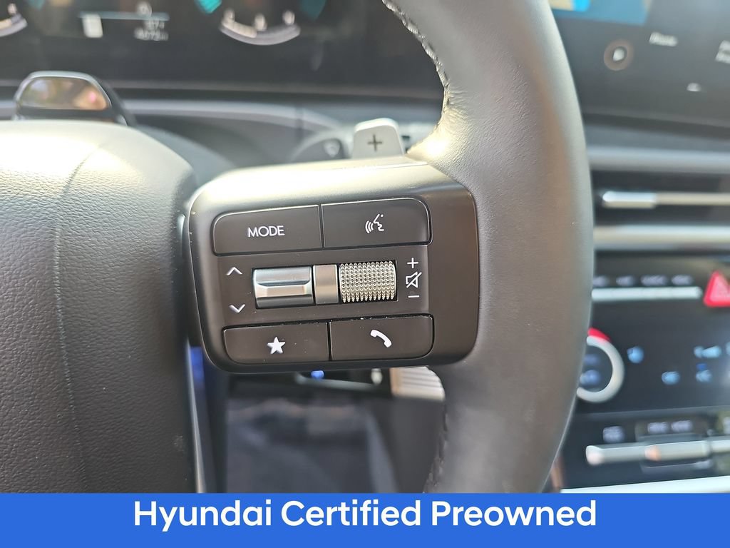 Used 2025 Hyundai Santa Fe SEL FWD image 18