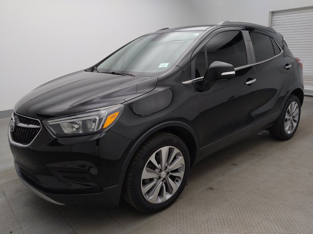 Used 2019 Buick Encore Preferred FWD image 2