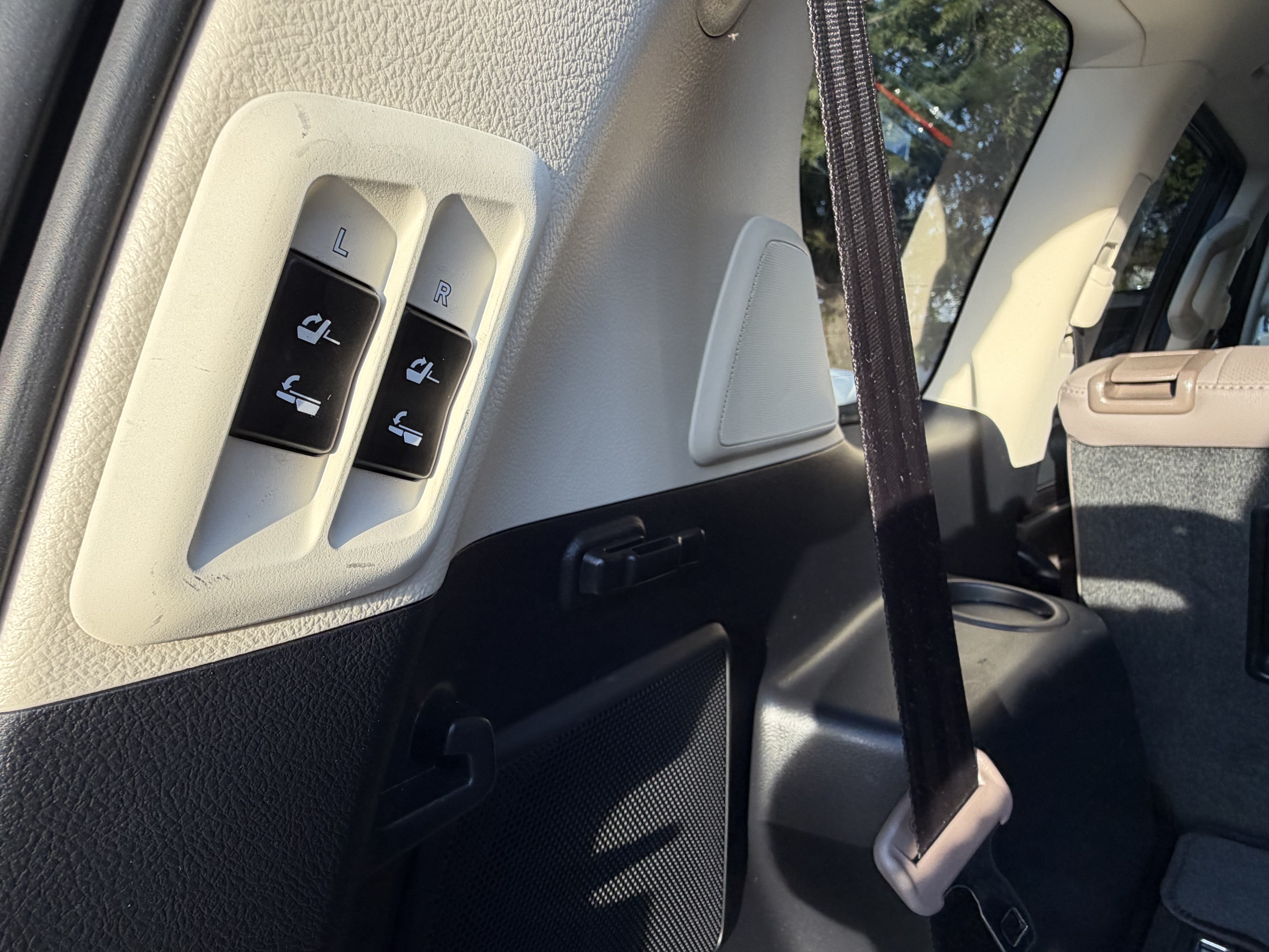 Certified 2023 Lexus GX 460 Premium w/ Accessory Package AWD/4WD image 36