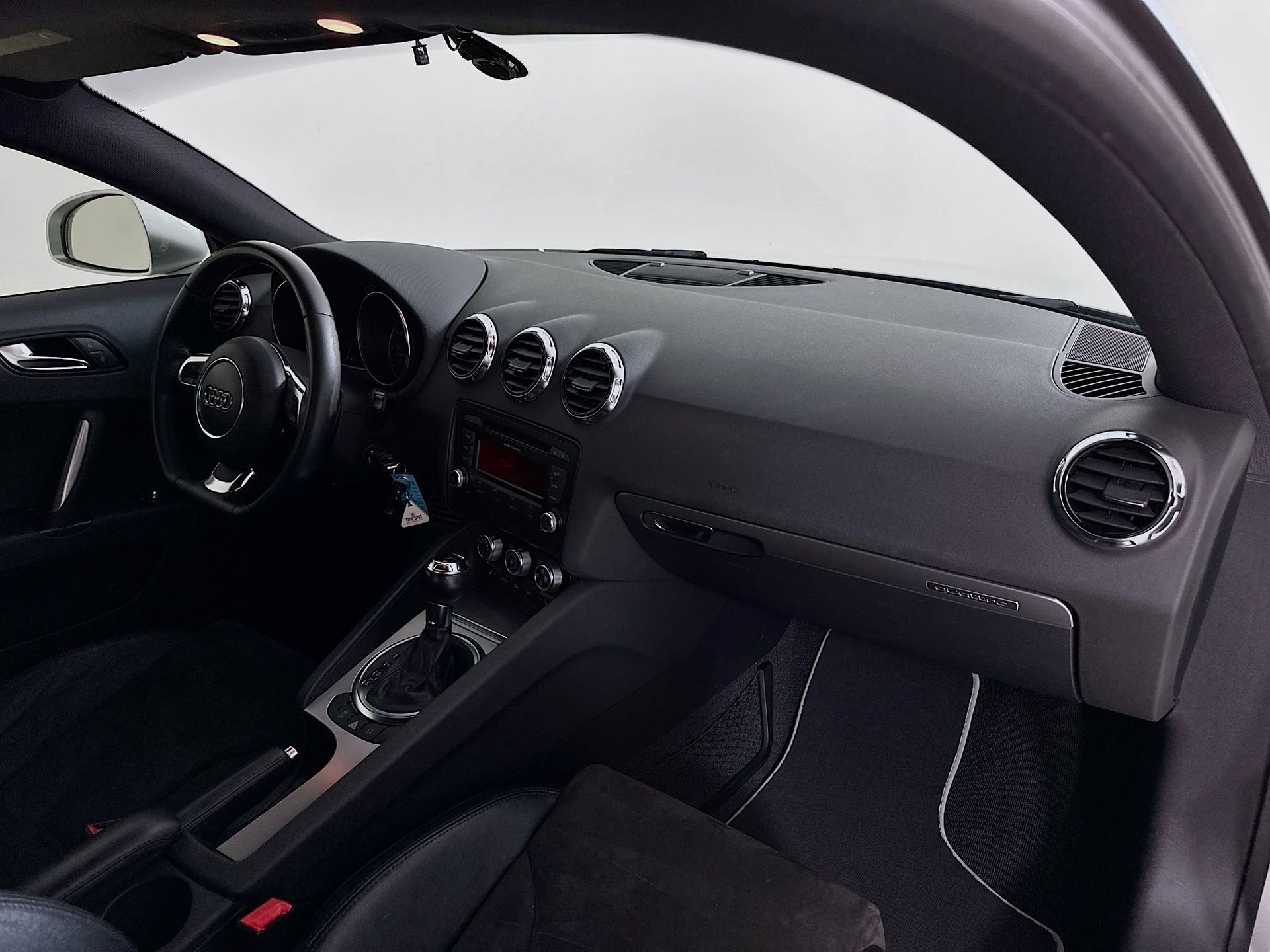 Used 2011 Audi TT 2.0T Premium Plus image 27