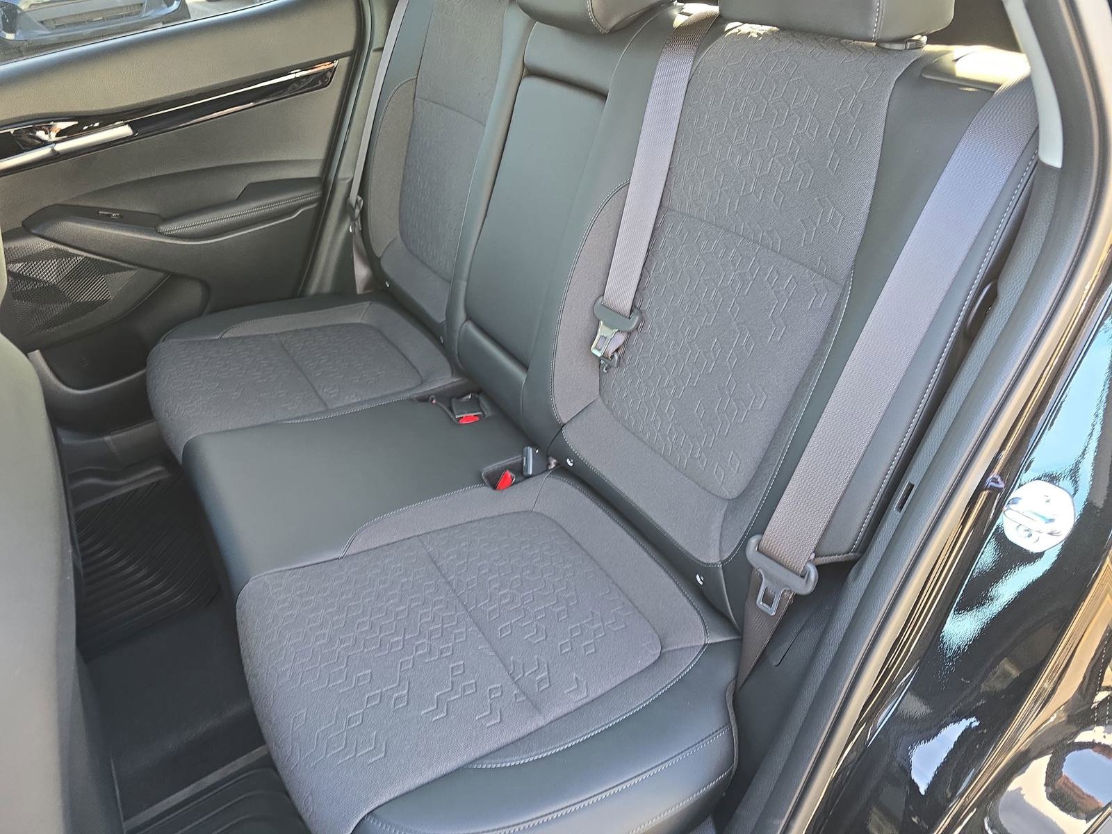 New 2026 Kia Seltos S FWD image 16