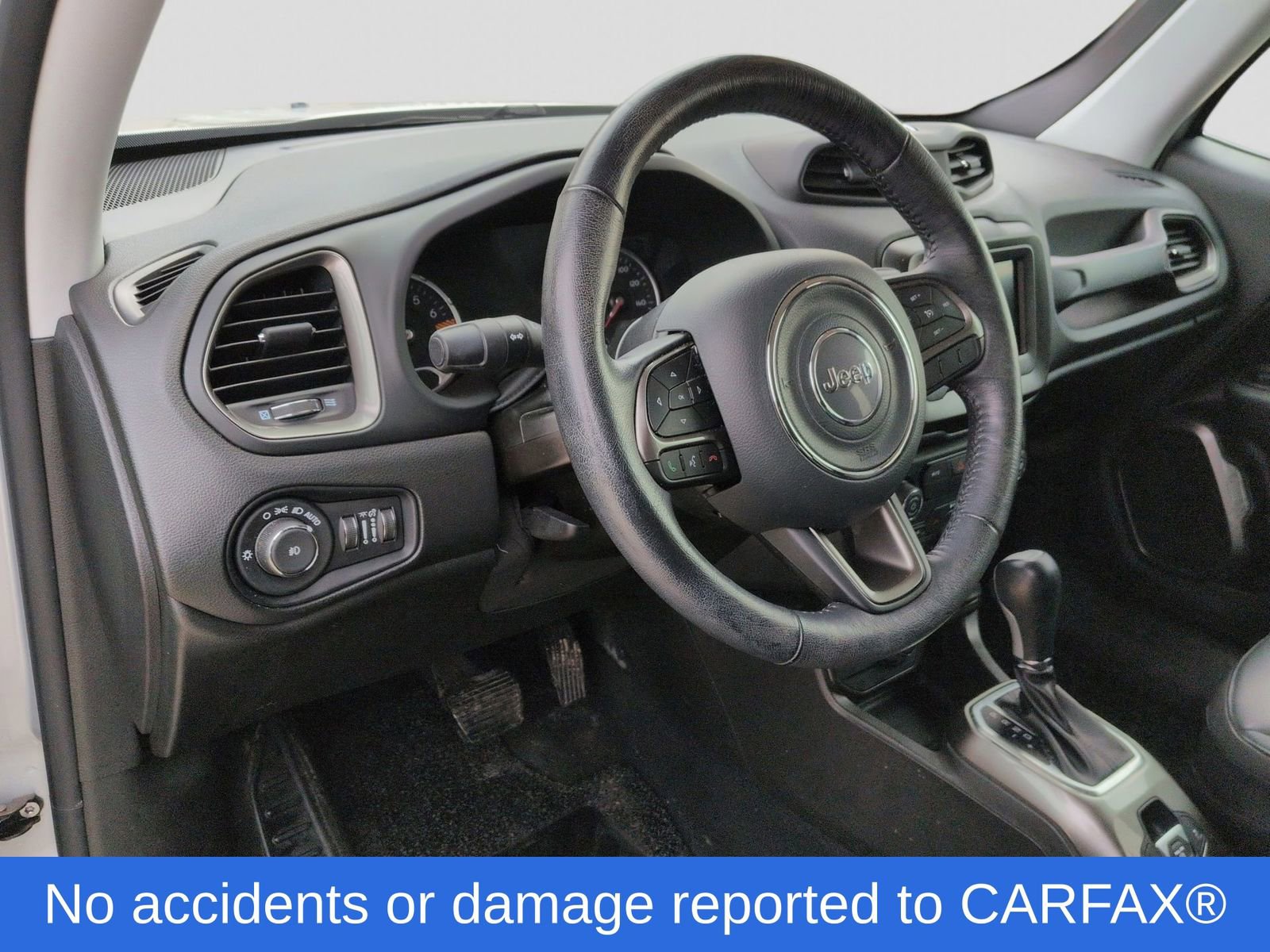 Used 2020 Jeep Renegade Limited image 2