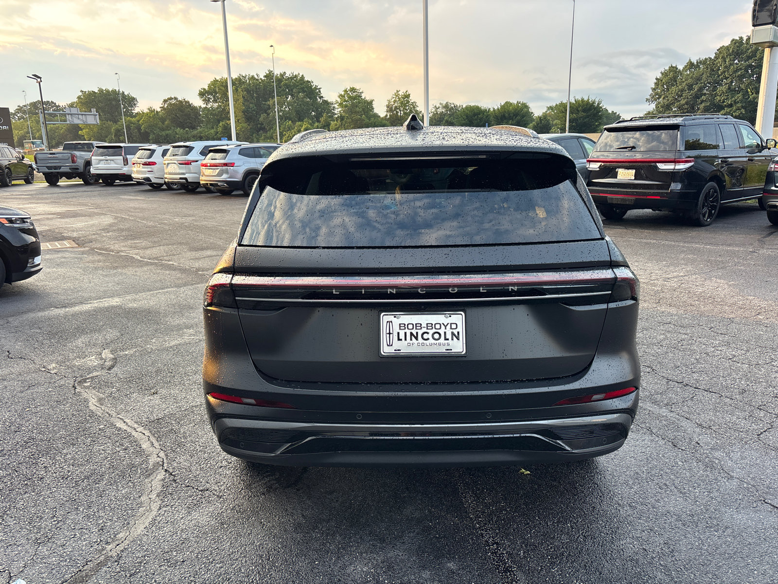 New 2026 Lincoln Nautilus Reserve w/ Jet Appearance Package AWD/4WD image 6