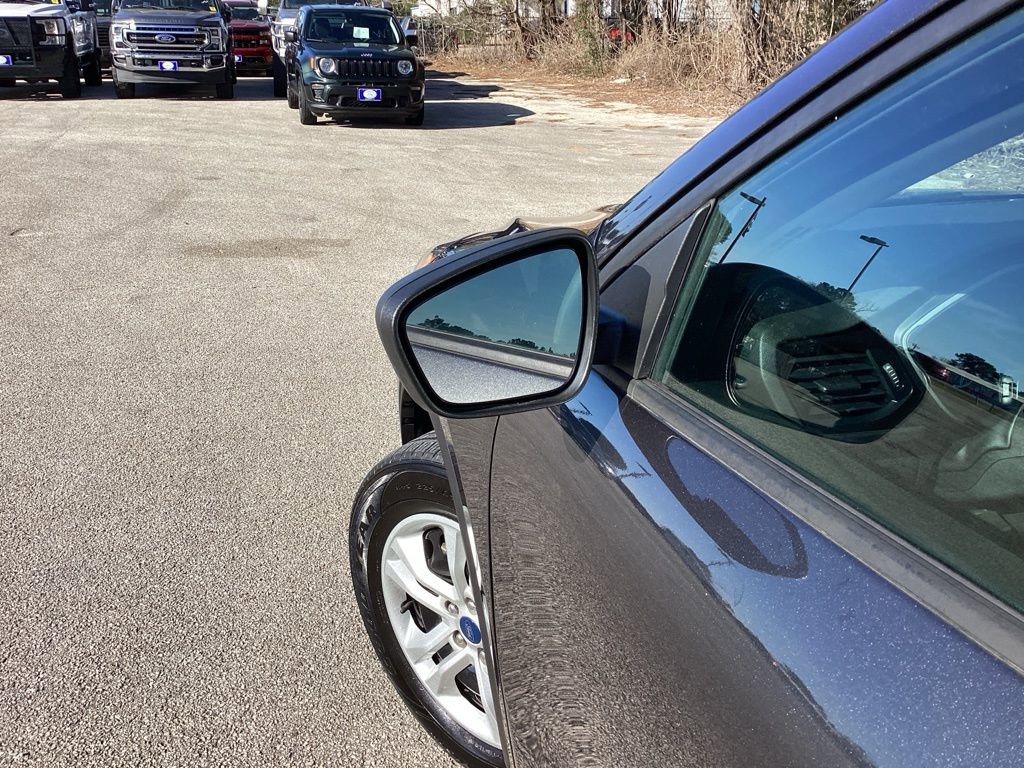 Used 2020 Ford Escape S image 23