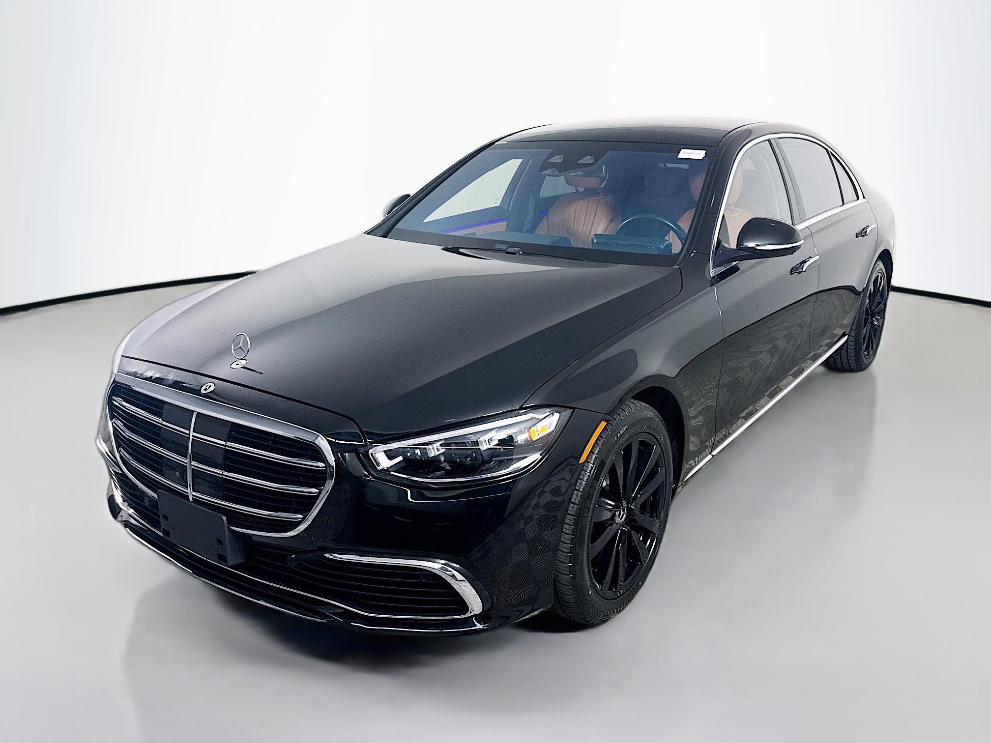 Used 2023 Mercedes-Benz S 500 4MATIC image 4
