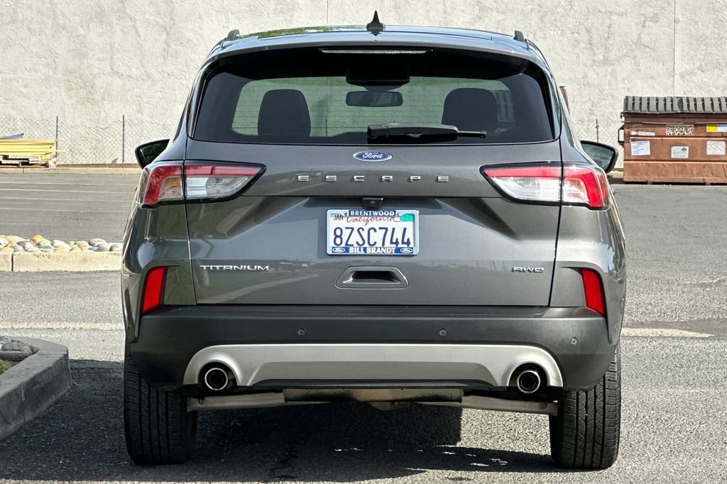 Used 2021 Ford Escape Titanium image 8