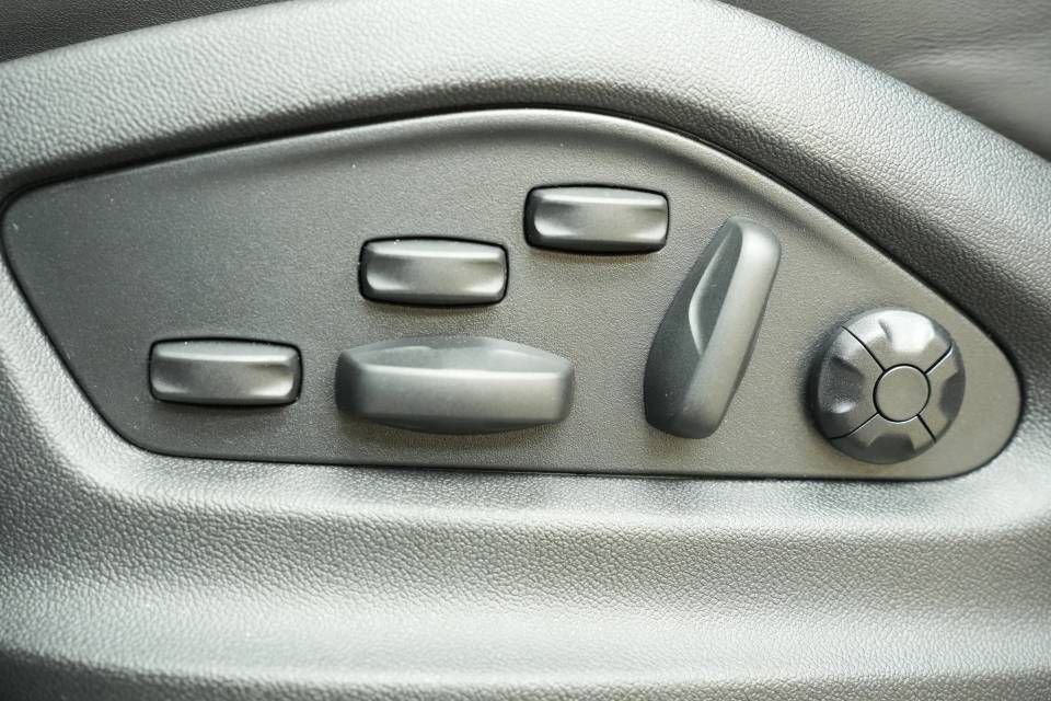 New 2026 Porsche Cayenne image 33