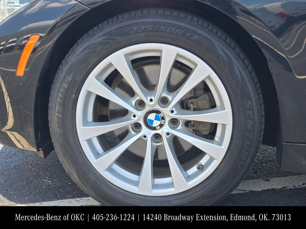 Used 2018 BMW 320i Sedan RWD image 9