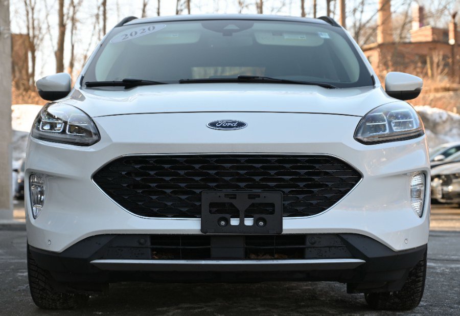 Used 2020 Ford Escape Titanium image 10