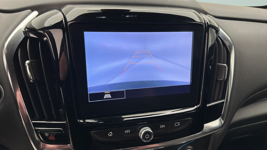 Used 2023 Chevrolet Traverse LT AWD/4WD image 19