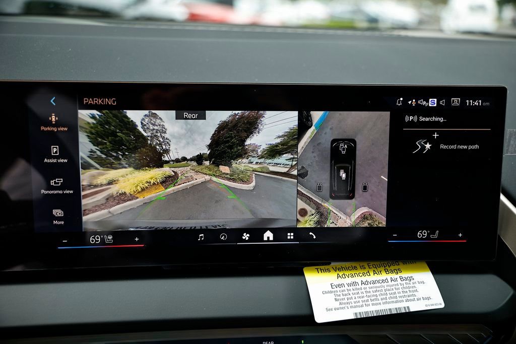 Used 2025 BMW X3 xDrive30i w/ Premium Package image 35