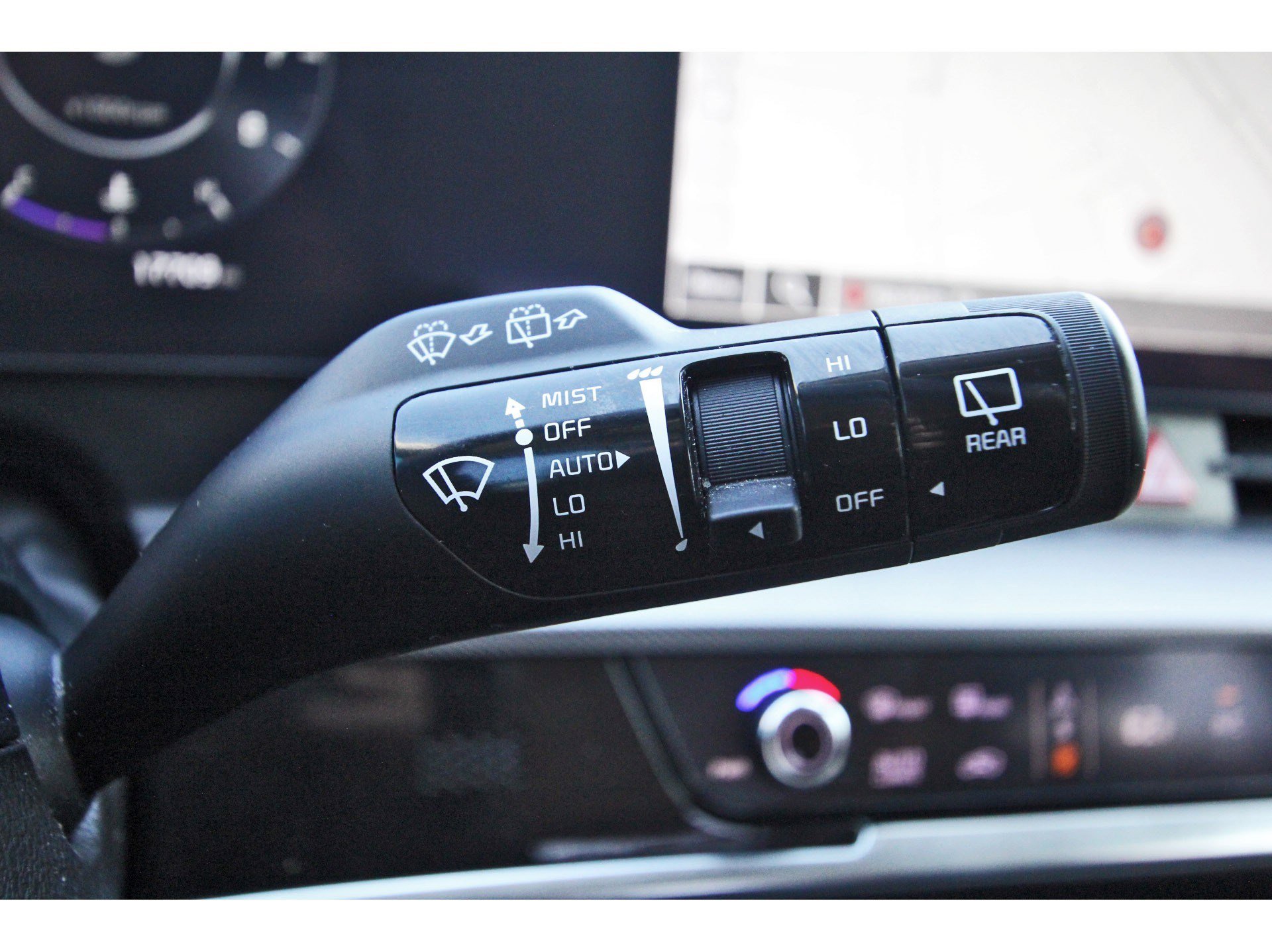 Certified 2023 Kia Sportage SX image 19