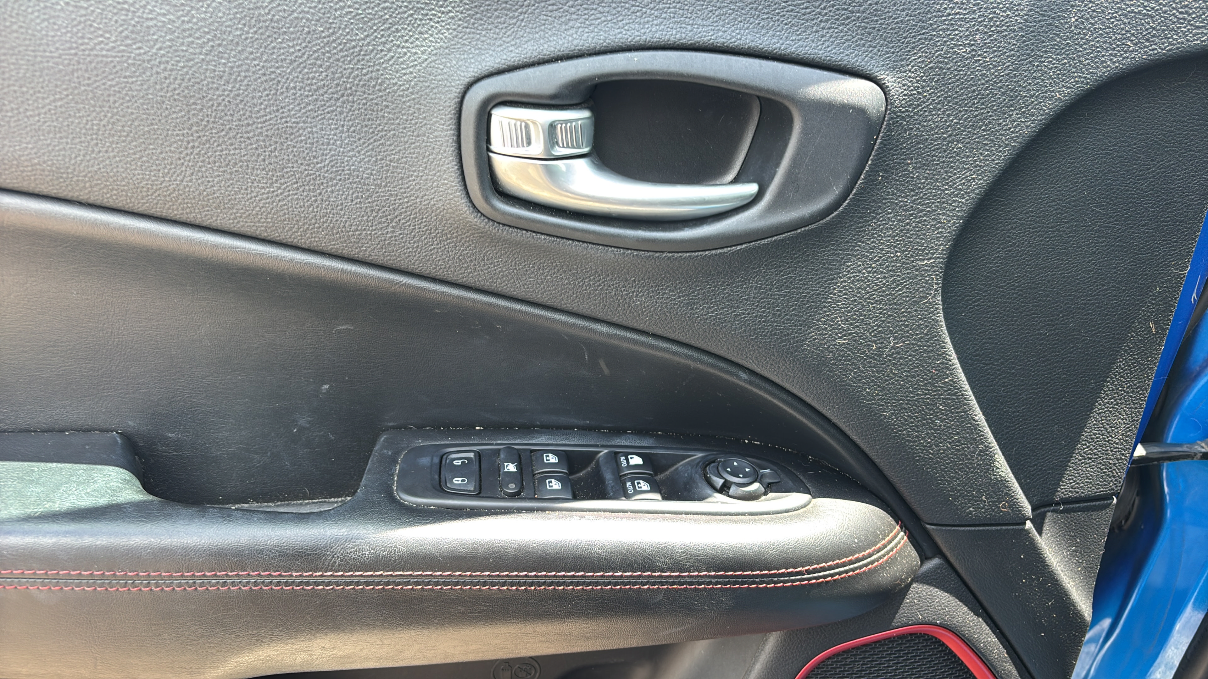 Used 2021 Jeep Compass Trailhawk AWD/4WD image 16