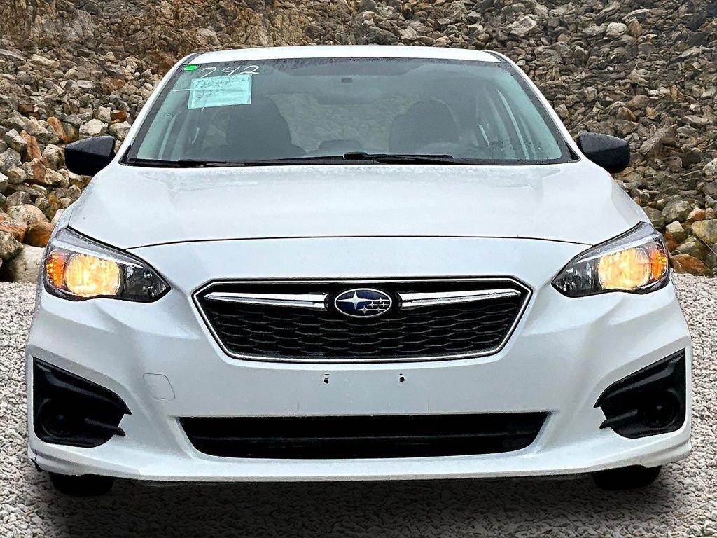 Used 2018 Subaru Impreza 2.0i image 3
