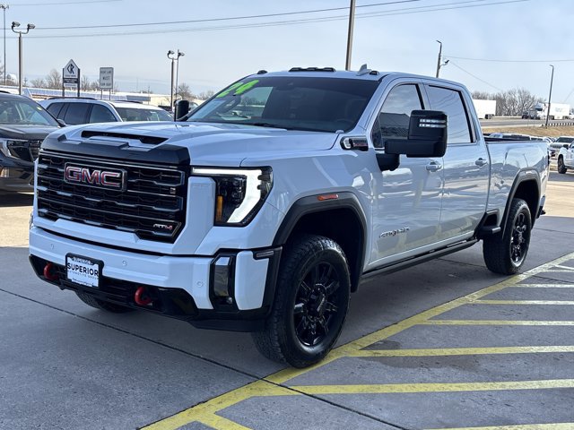 Used 2024 GMC Sierra 2500 AT4 w/ AT4 Premium Plus Package AWD/4WD image 11