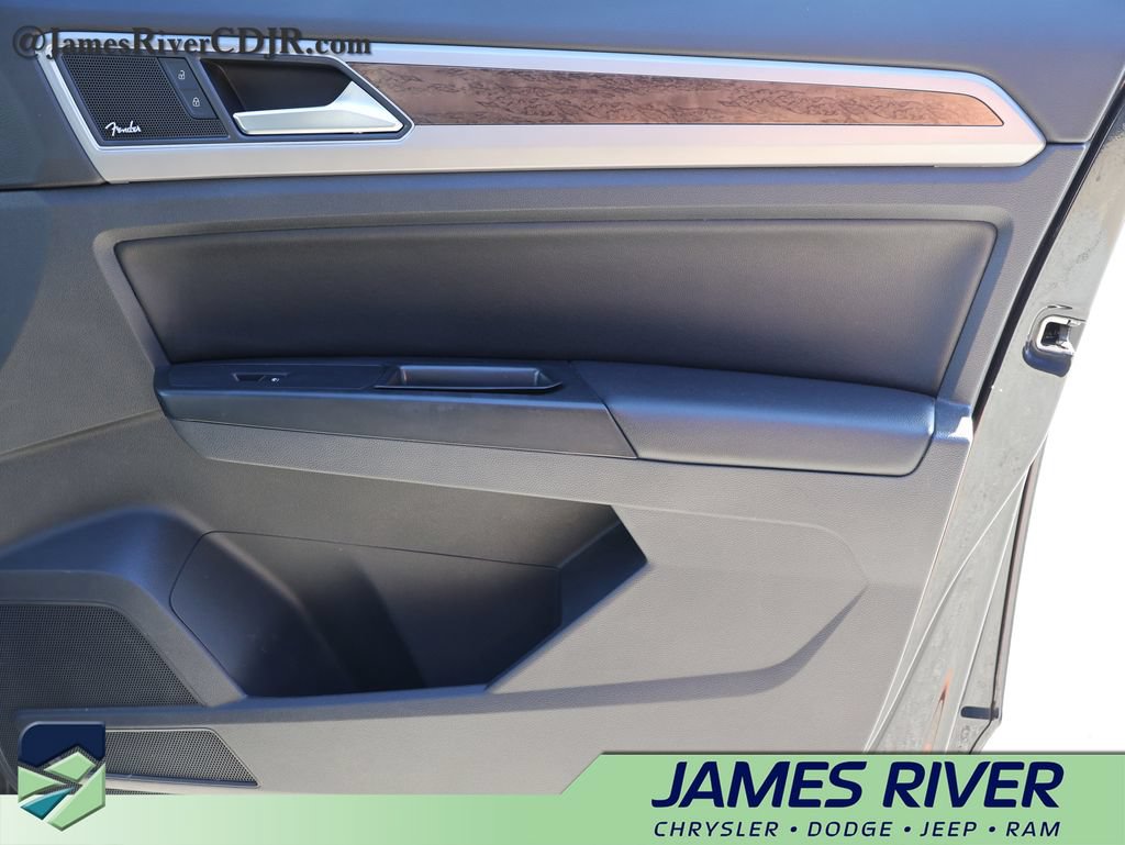 Used 2019 Volkswagen Atlas SEL Premium AWD/4WD image 8