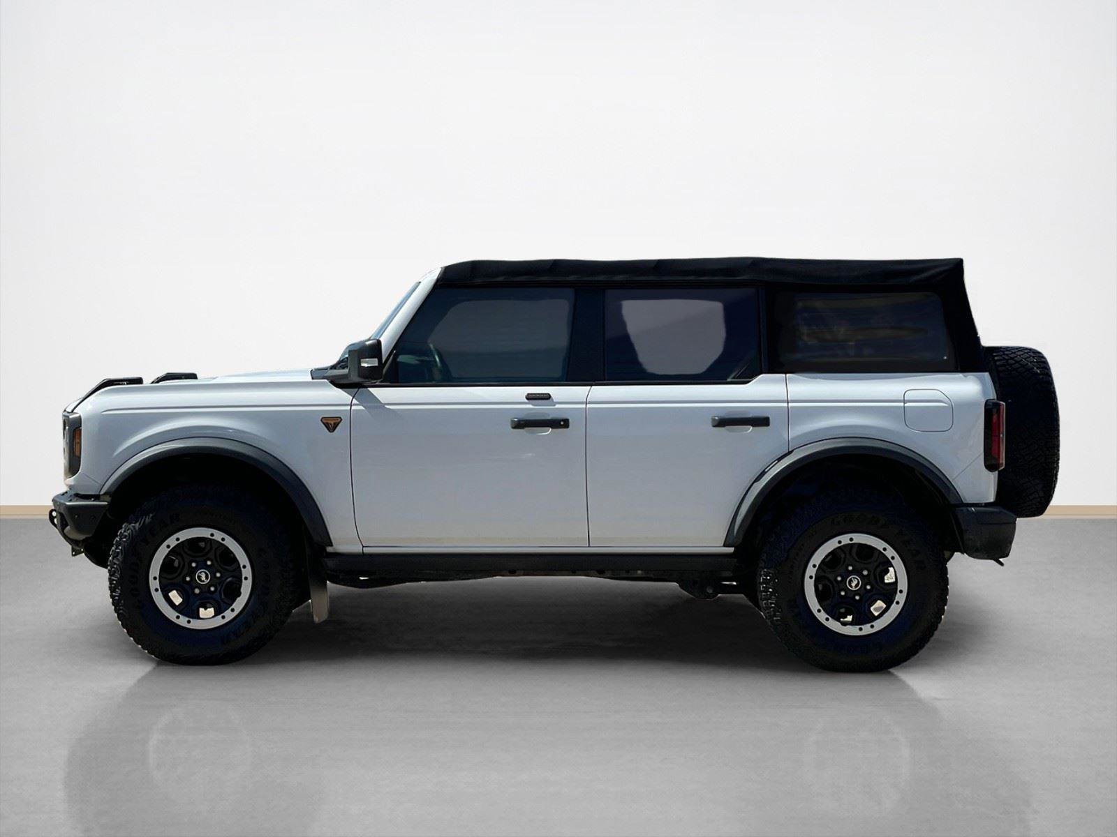 Used 2021 Ford Bronco Badlands AWD/4WD image 5