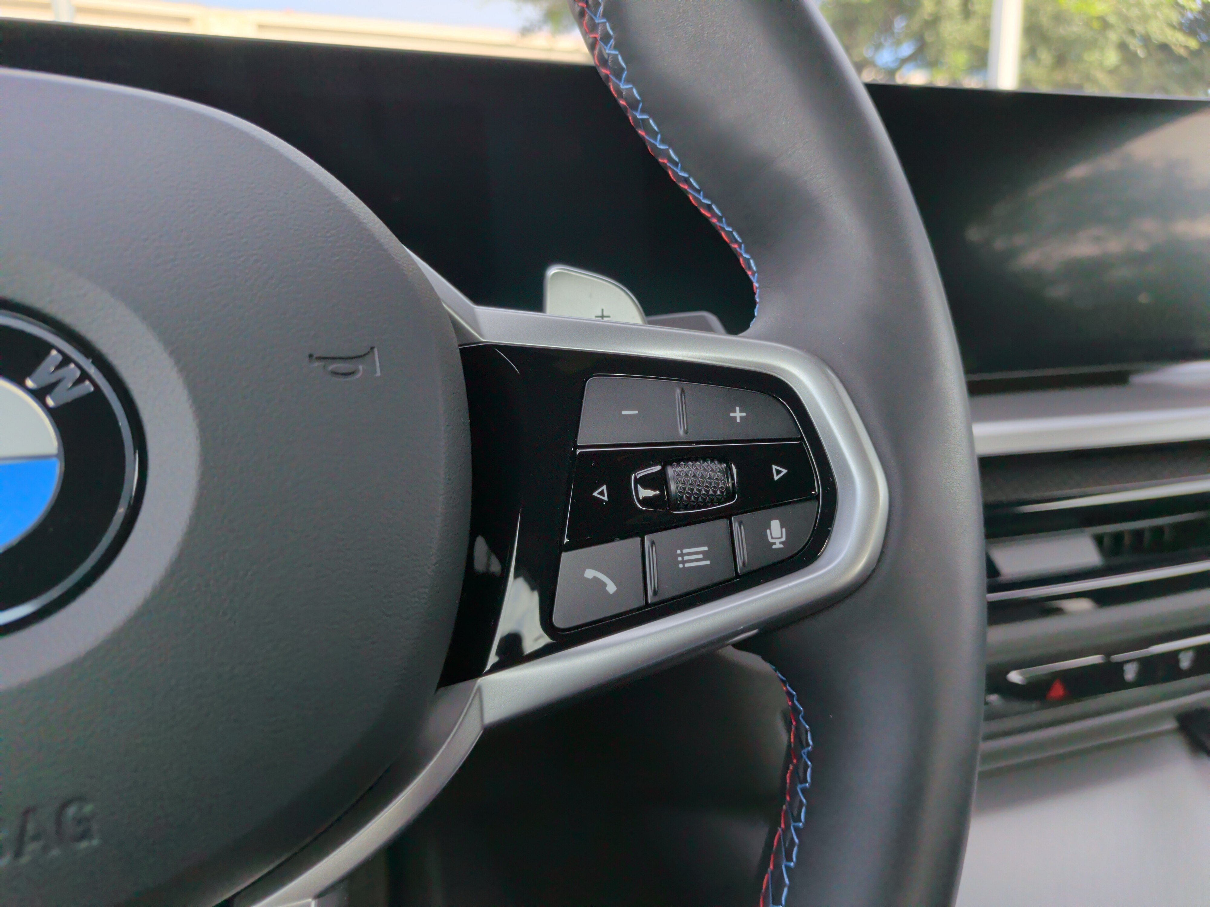 Certified 2025 BMW M240i Coupe RWD image 24
