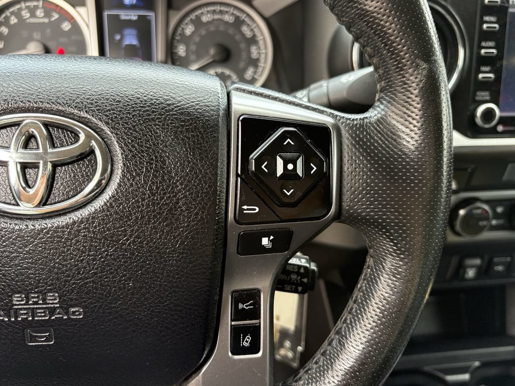 Used 2022 Toyota Tacoma SR5 w/ Technology Package AWD/4WD image 17