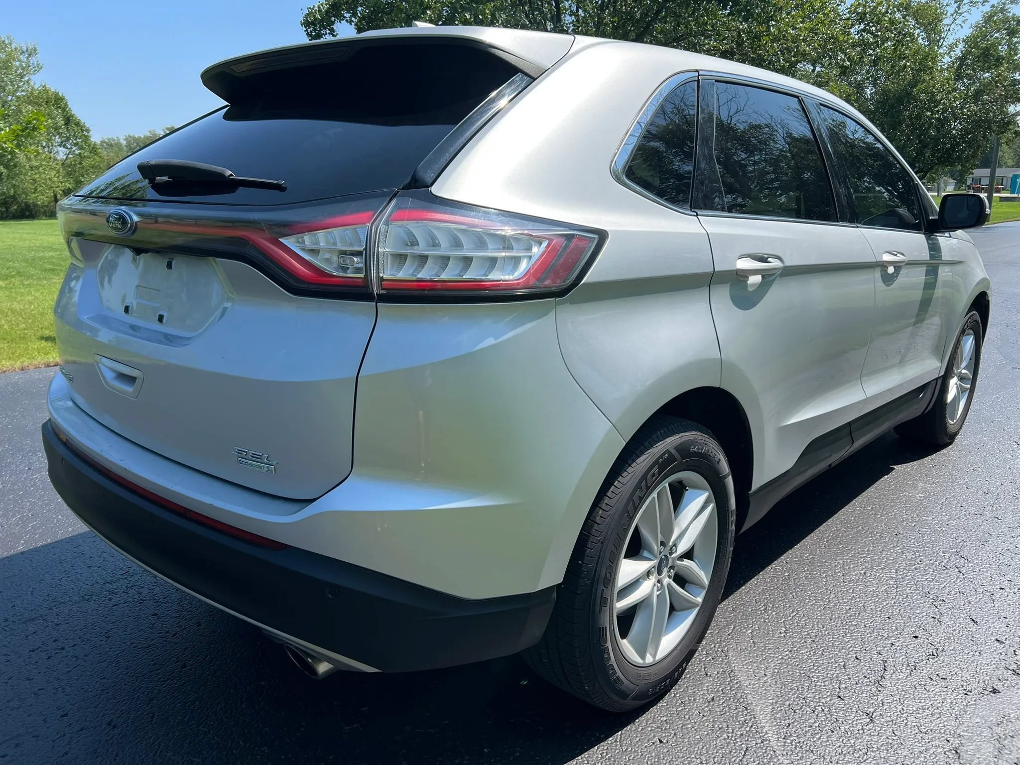 Used 2016 Ford Edge SEL w/ Utility Package FWD image 5
